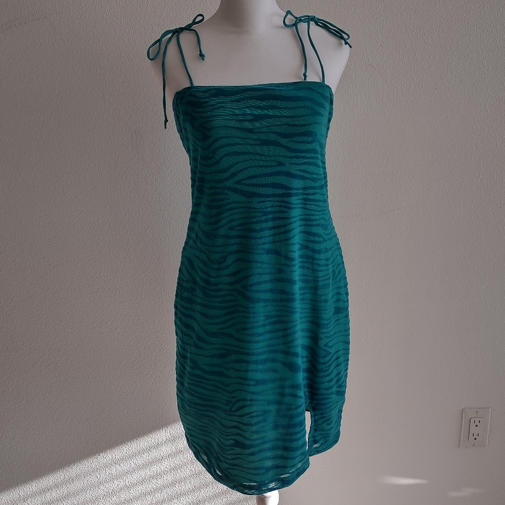 Motel Verso dress in teal green zebra XL